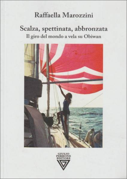 Scalza, spettinata, abbronzata